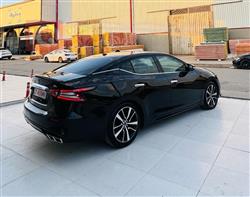 نيسان ماكسيما